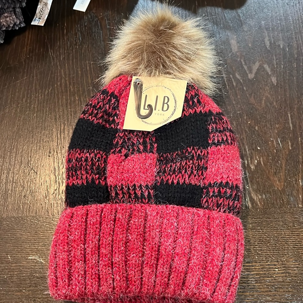 Buffalo Check Pom Pom lined hat